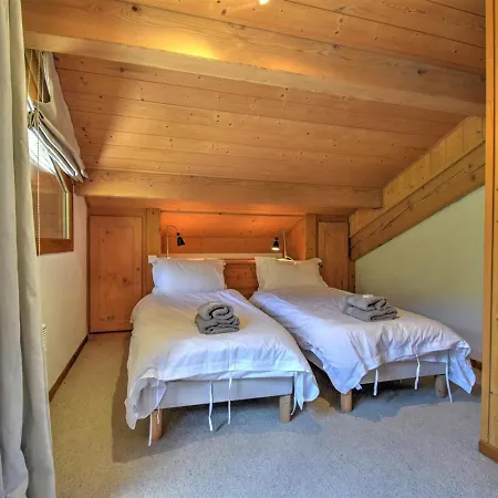 Bel Spacieux A - 8 Personnes, 90m², Acces Direct Aux Pistes Et Telepherique - Fr-1-524-109 *