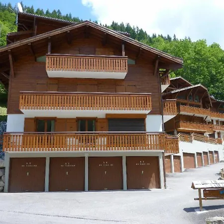 Bel Spacieux A - 8 Personnes, 90m², Acces Direct Aux Pistes Et Telepherique - Fr-1-524-109 Morzine