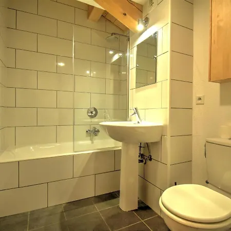 Bel Spacieux A - 8 Personnes, 90m², Acces Direct Aux Pistes Et Telepherique - Fr-1-524-109 Apartment Morzine